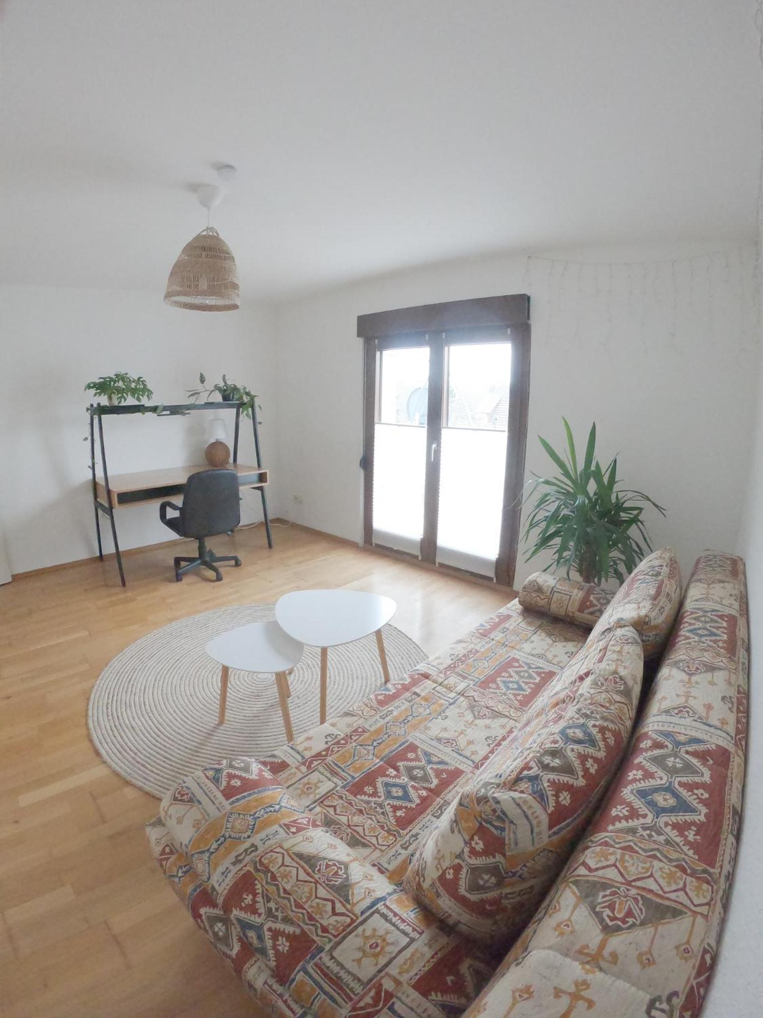 Happybnb Apartment Mit Sonniger Terrasse Lochgau Exterior foto
